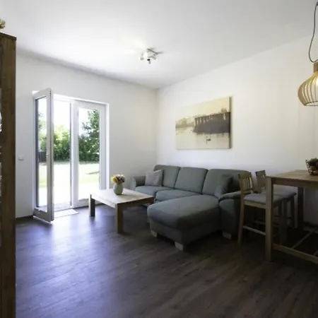 Hafen 12-1 Wunderschoenen Ferienwohnung An Der Mecklenburgischen Seenplatte * Röbel