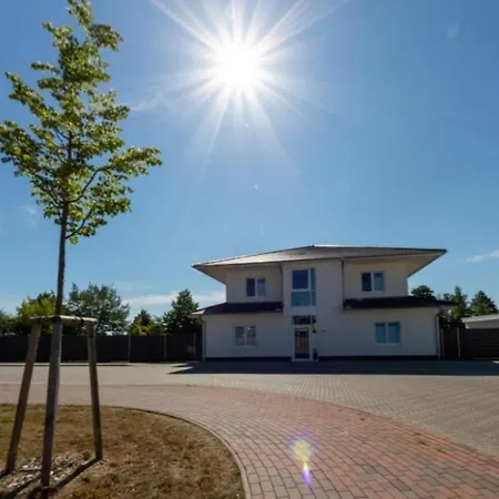 Hafen 12-1 Wunderschoenen Ferienwohnung An Der Mecklenburgischen Seenplatte Dom wakacyjny *